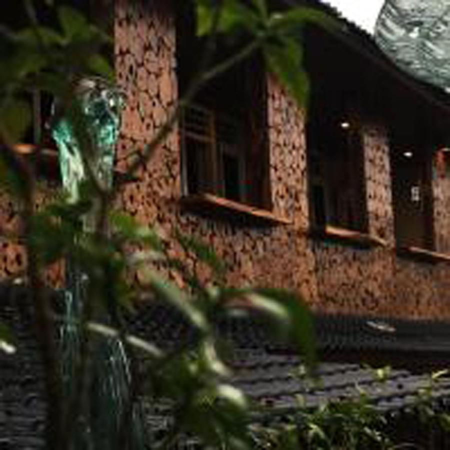 Bulan Bali Guest House Ubud  Luaran gambar
